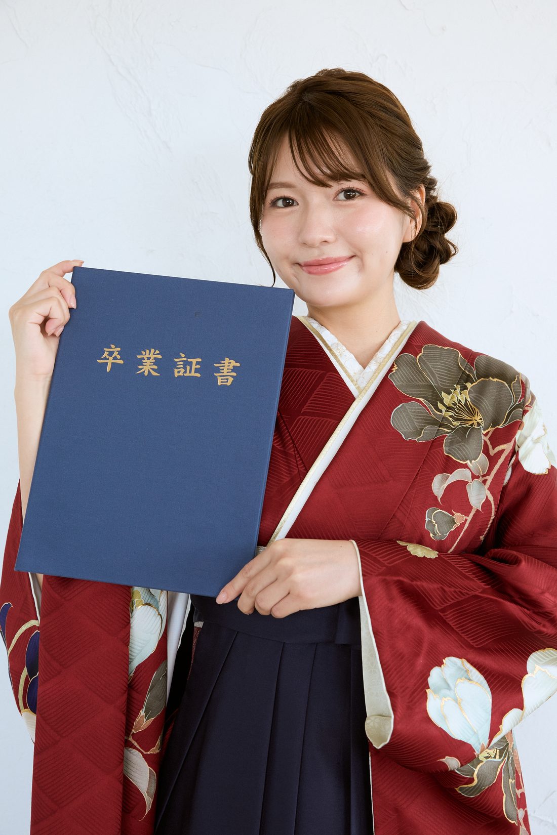 卒業袴 ポージング参考 卒業証書（冊子）