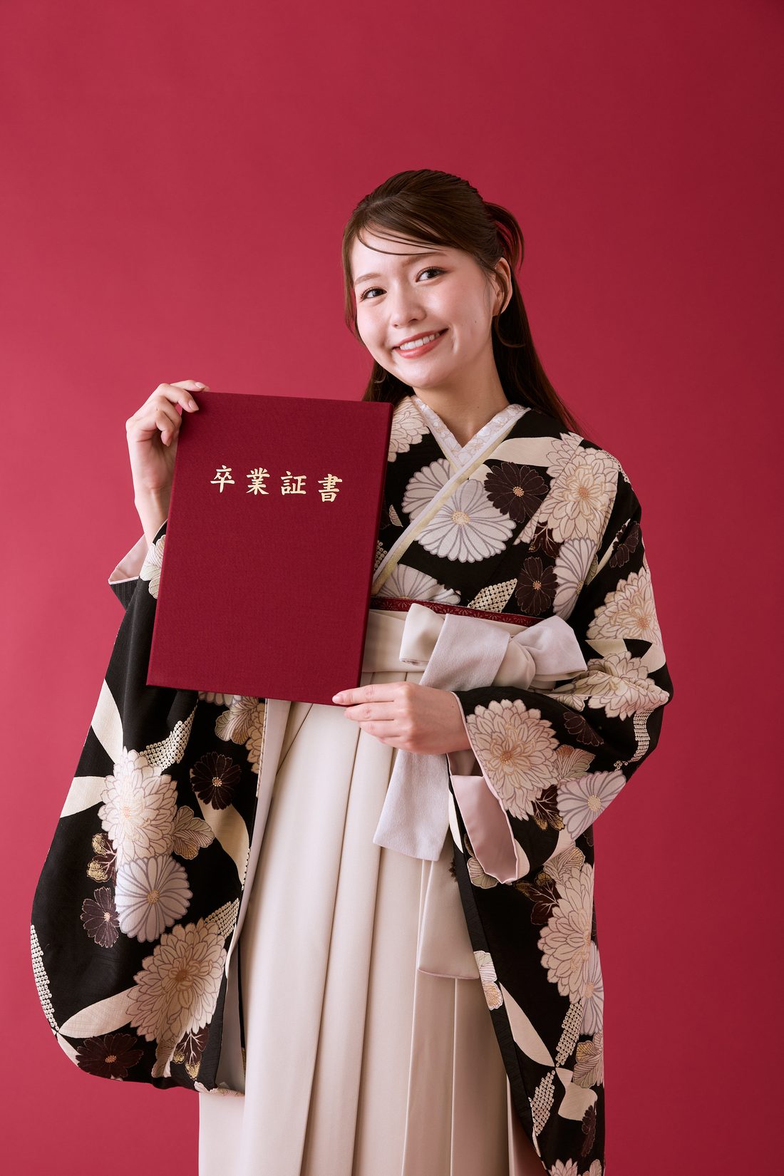 卒業袴 ポージング参考 卒業証書（冊子）