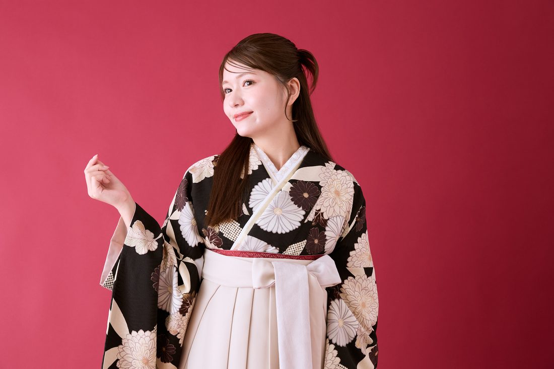 卒業袴 ポージング参考 表情・しぐさ