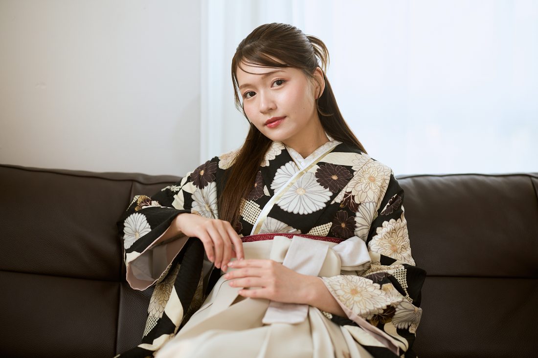 卒業袴 ポージング参考 表情・しぐさ